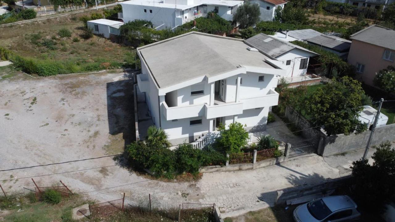 Apartmani Scepanovic Sutomore Buitenkant foto