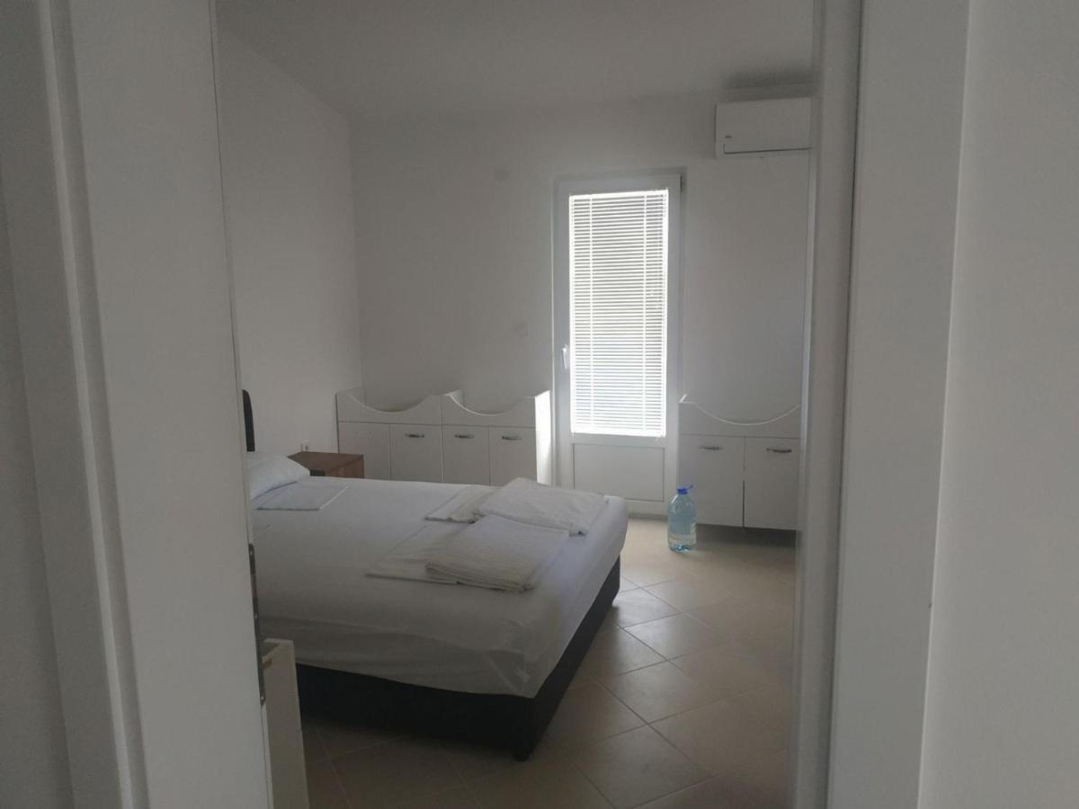 Apartmani Scepanovic Sutomore Buitenkant foto