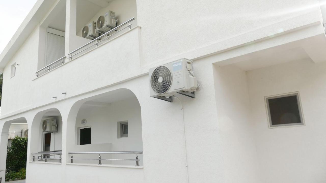 Apartmani Scepanovic Sutomore Buitenkant foto